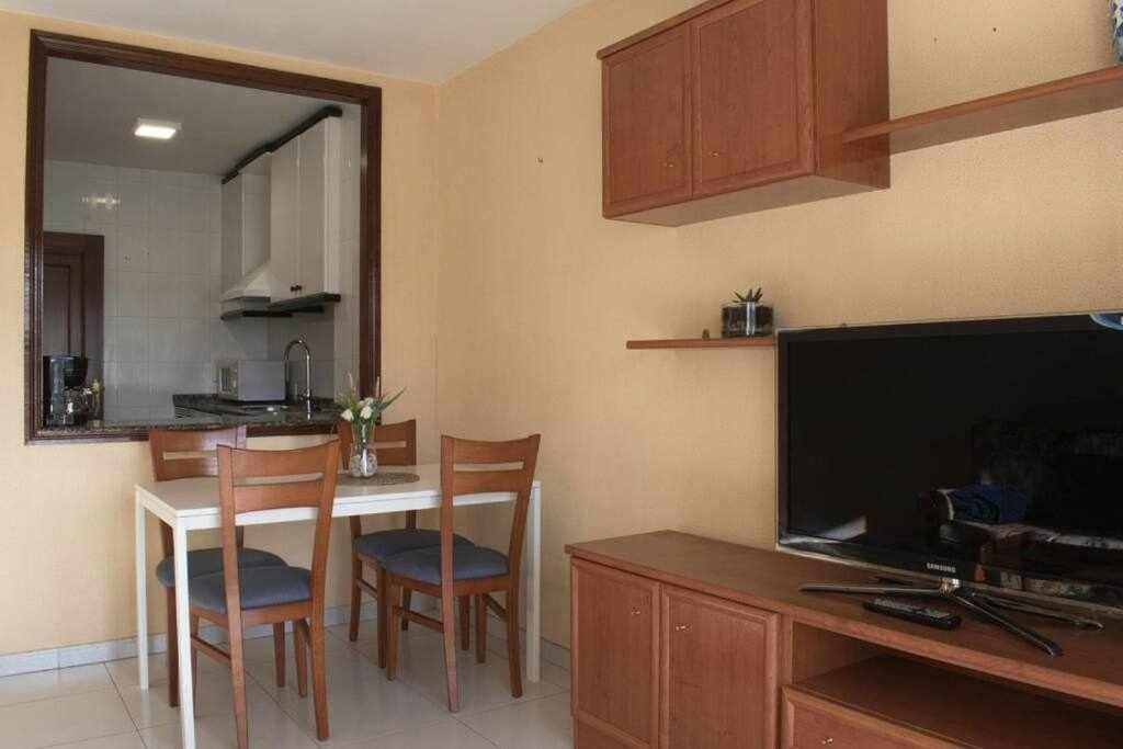 Apartamento Rodeira Vistas A La Ria Lägenhet Cangas do Morrazo Exteriör bild